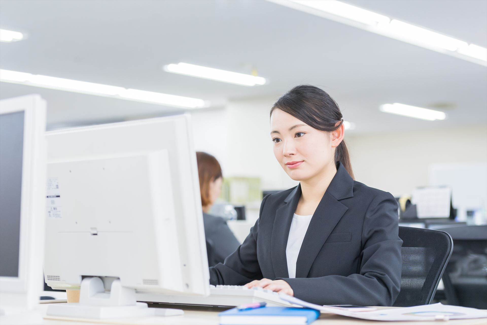 【正社員】営業事務